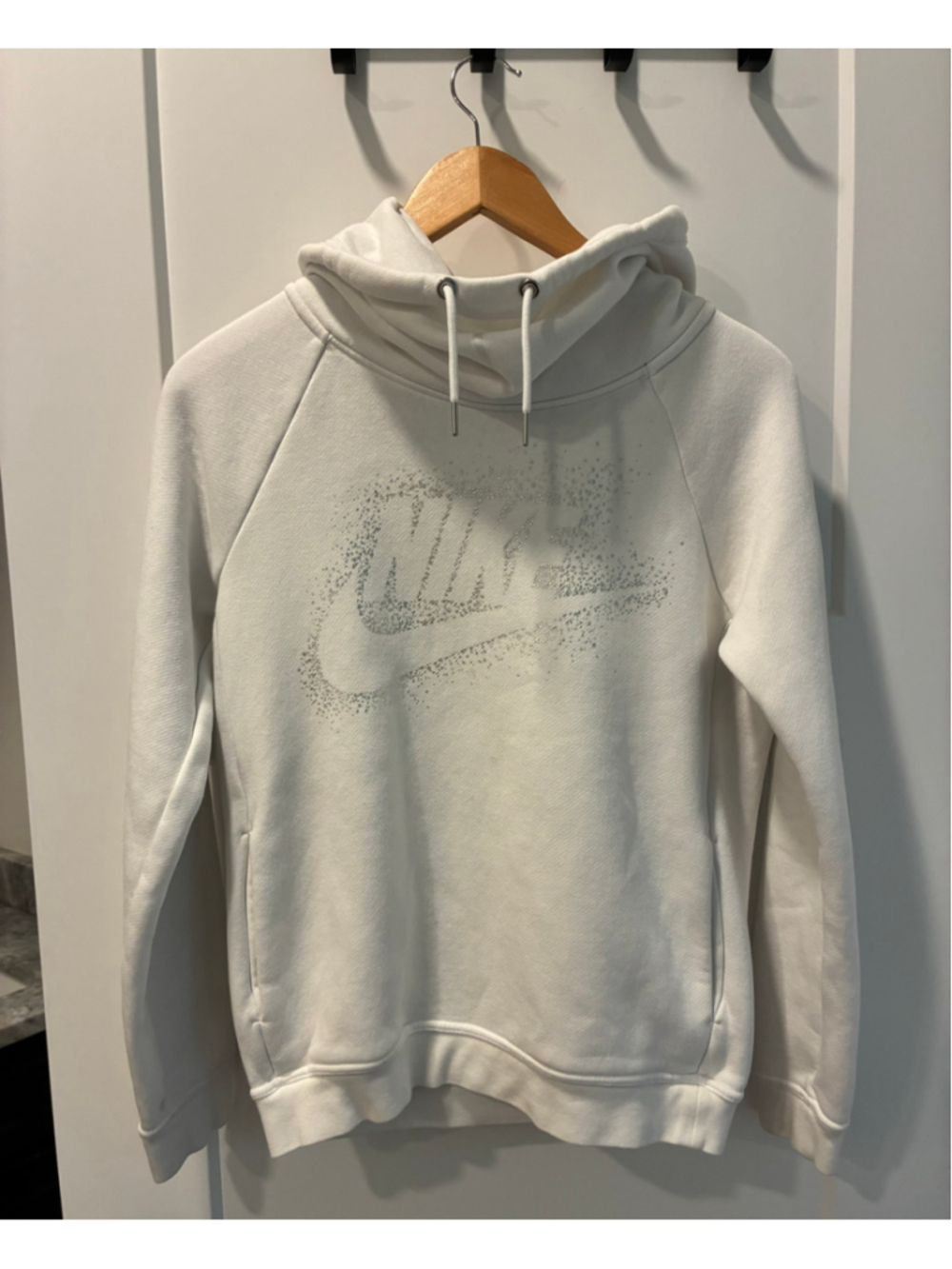 Women's Nike White & silver logo funnel neck Pullover Hoodie Sweatshirt Size S